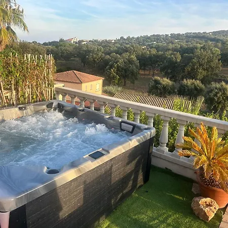 Avec Piscine, Jacuzzi, Vue Et Montagne, A Pied Roquebrune-sur-Argens